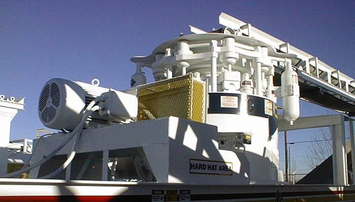 rollercone cone crusher mounted on a portable chassis